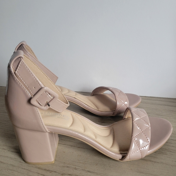 CL BY LAUNDRY WOMENS SANDALS - Picture 2 of 8